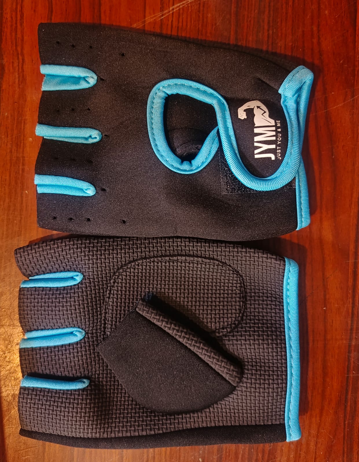 Generic JYM Weightlifting Gloves | إكسسوارات رياضية قفازات جيم Generic JYM Weightlifting Gloves | إكسسوارات رياضية قفازات جيم