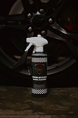 Wheelie Clean Wheel Cleaner (16oz)