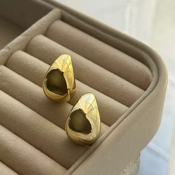 Yvonne Earrings