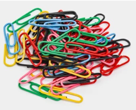 DELI Z025 PVC ASST COLOR PAPER CLIPS 28MM 70's