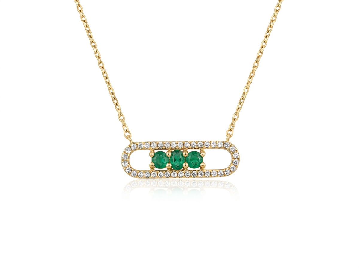Cadena de oro con dije grande de esmeraldas y diamantes
