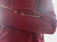 Blanket pins on sleeve