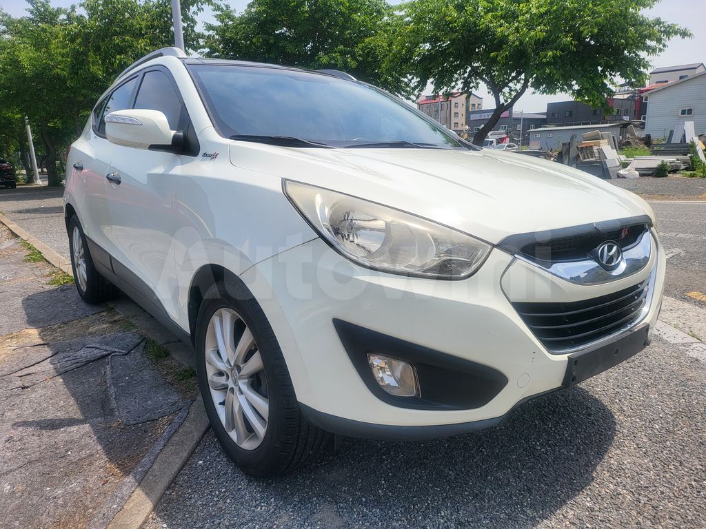 Hyundai Tucson 2010 V144920 ( Techo panoramico )