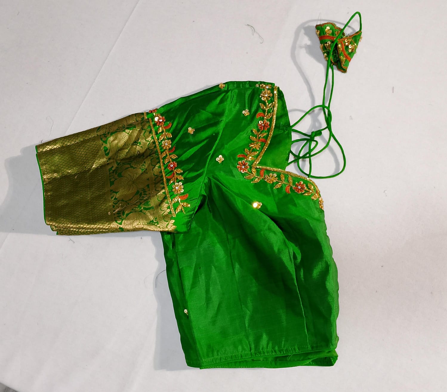 N194: Ready To Ship Beautiful Sequence Work Saree With Stitched Blouse