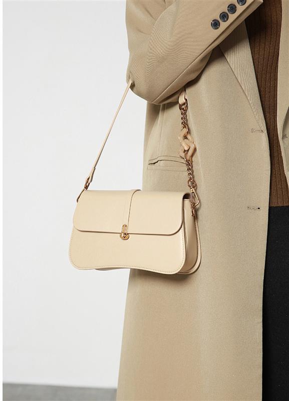 GENUINE LEATHE SMALL SQUARE BAG