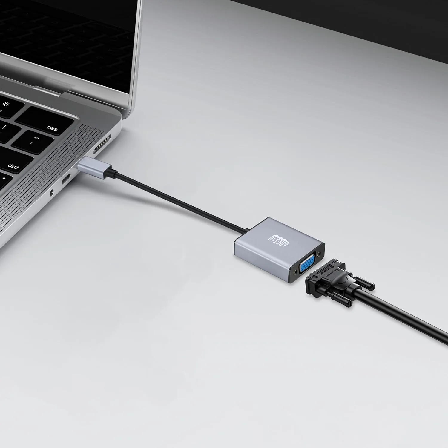USB C to VGA Adapter, Aluminum, Thunderbolt 3/4 to VGA Adapter Compatible with iPhone 15 Pro/Max, MacBook Pro/Air 2023