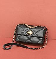 RHOMBIC CHAIN CROSSBODY BAG