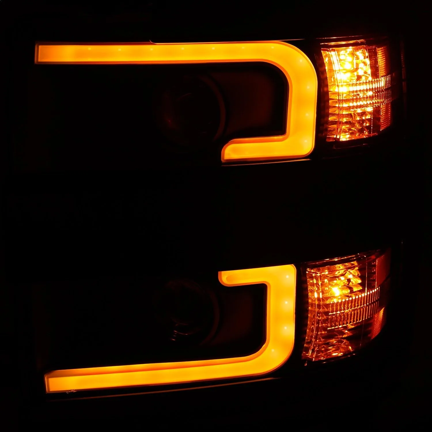 AnzoUSA 111364 CHEVY SILVERADO 2500HD,3500HD 15-19 PROJECTOR SWITCHBACK HEADLIGHT BLACK w/AMBER (BLACK RIM