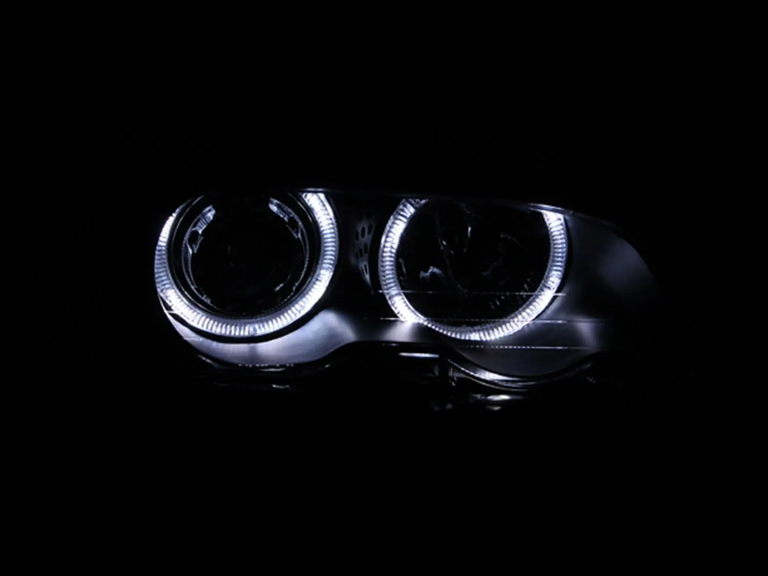 Anzo USA 121269 BMW Projector with Halo Black Clear with Amber Headlight Assembly - (Sold in Pairs)