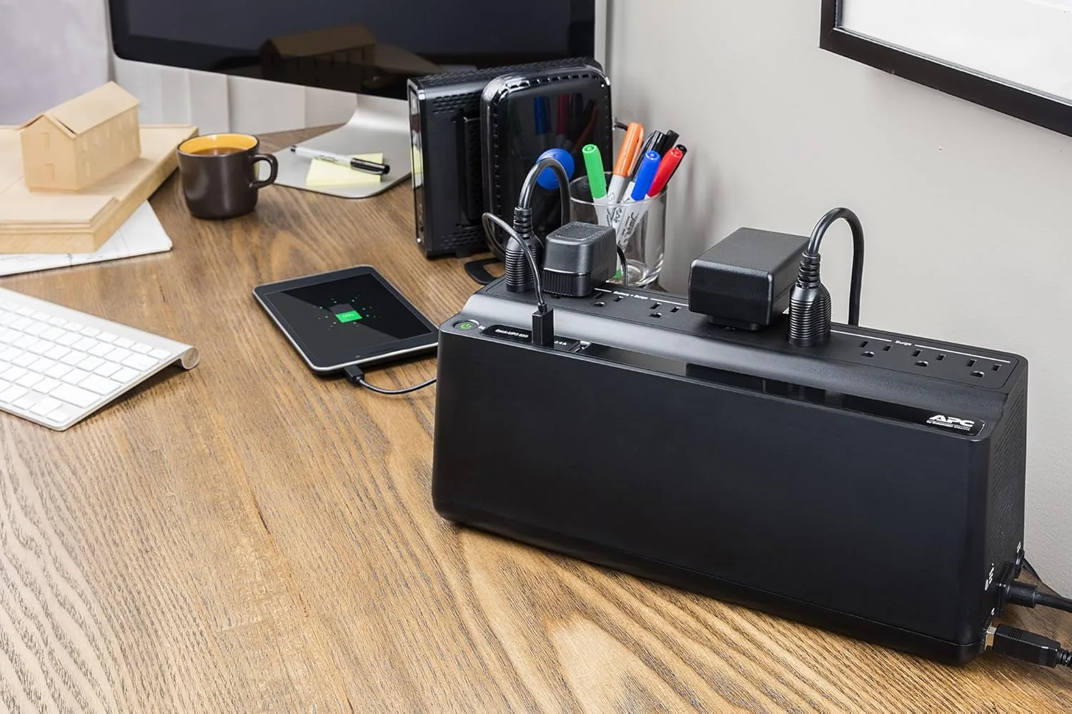 APC BR1000MS Back-UPS Pro 10-Outlet UPS, 1,000VA/600W