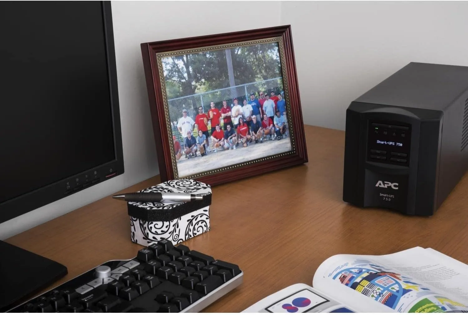 APC Smart-UPS 750VA 230V SMT750IC with SmartConnect