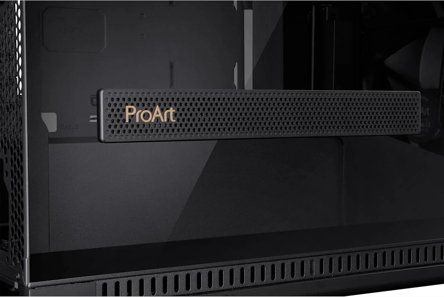 ASUS ProArt PC Case — Tempered Glass, USB-C 20Gbps, Integrated Fan Hub