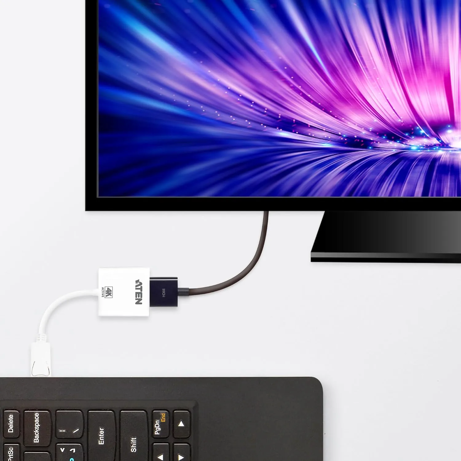 ATEN VC986 DisplayPort to HDMI Adapter 4K Active White Audio Eyefinity Multi Screen Support 1920 x 1200 60Hz