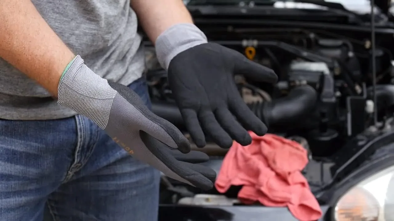 Endurance Pro Seamless Knit Nylon Gloves with Micro-Foam Nitrile Grip
