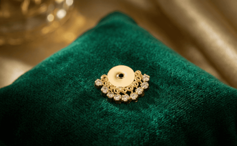 WHITE STONE ATTACHER