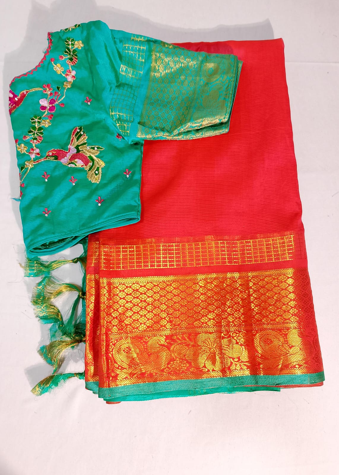 N196: Ready To Ship Beautiful Saree With Stitched Blouse