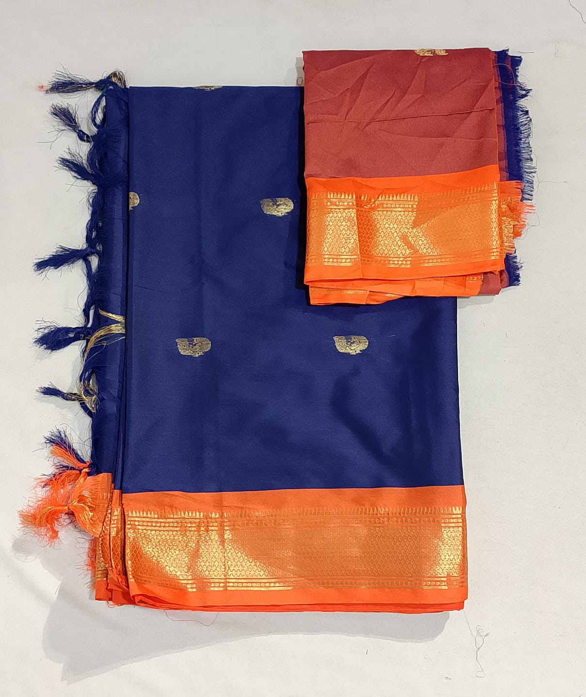 N122: Ready To Ship Beautiful Paithani Saree With Unstitched Blouse