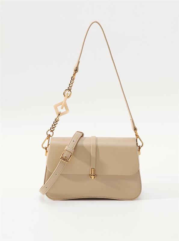 GENUINE LEATHE SMALL SQUARE BAG