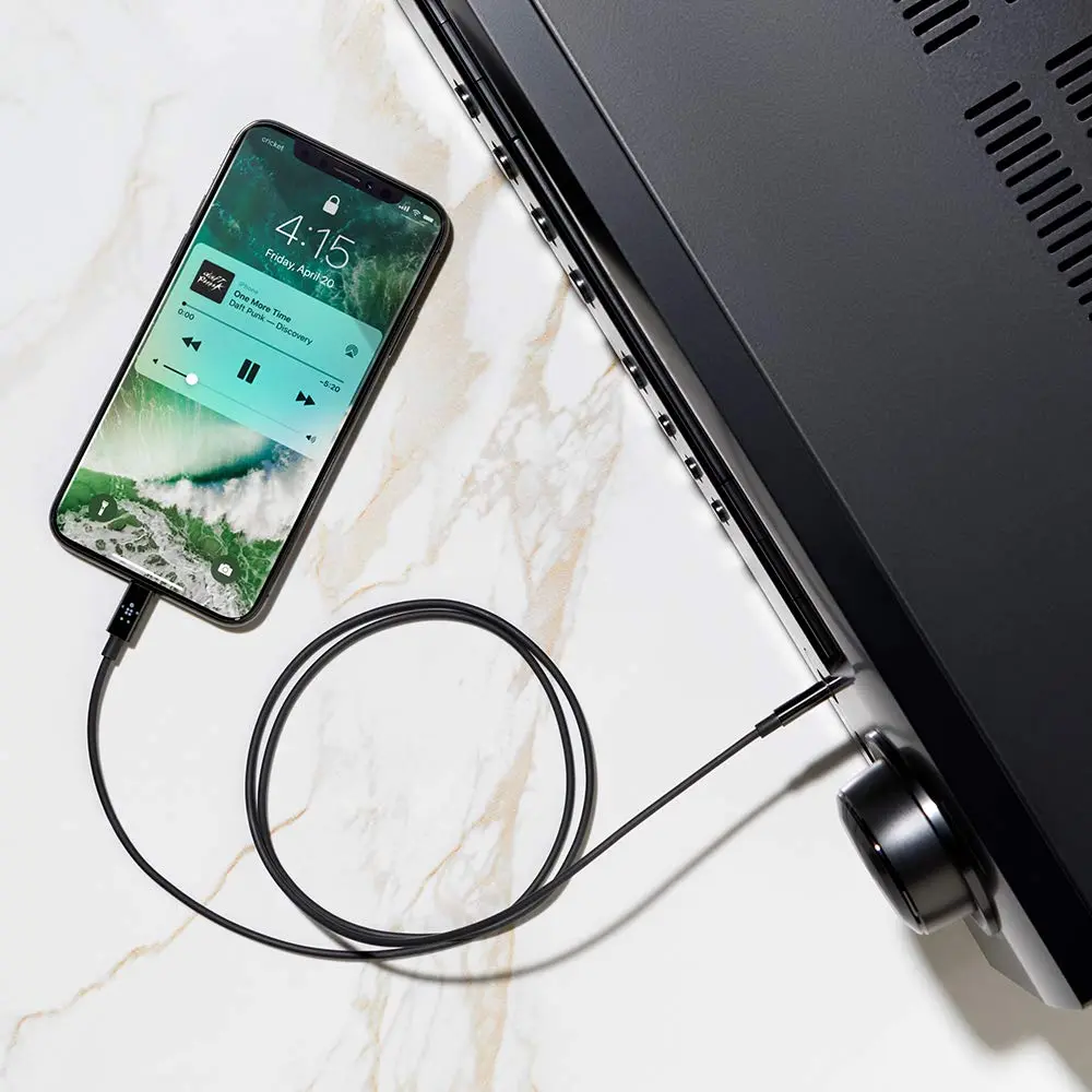 Belkin 3.5mm Audio Cable with Lightning Connector - MFi-Certified