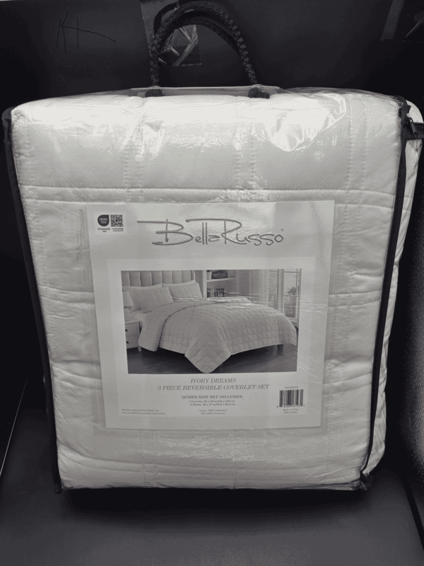 BellaRusso “Ivory Dreams” 3-Piece Reversible Coverlet Set (Queen)