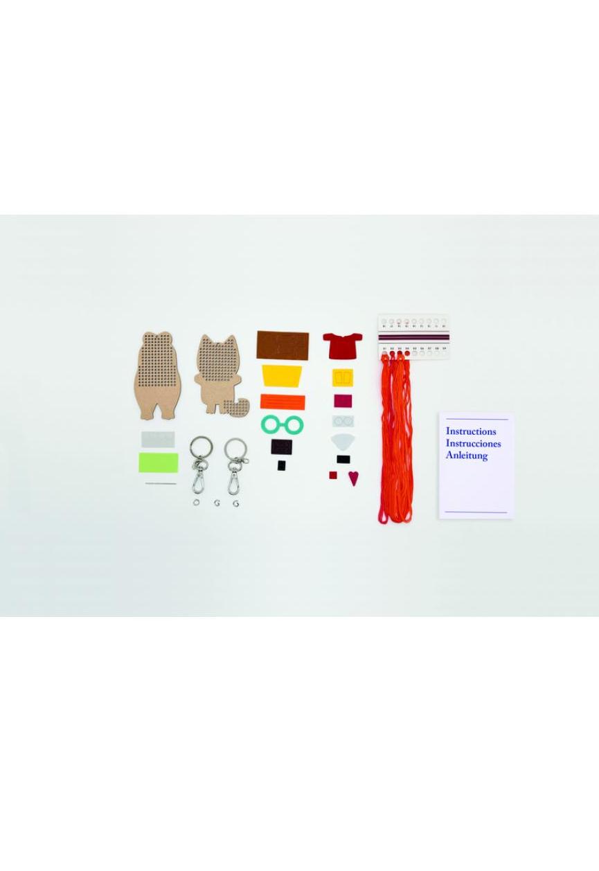 DMC Kids' Kit - Kit Punto Croce MINI E MAXI (BK2021) DMC Kids' Kit - Kit Punto Croce MINI E MAXI (BK2021)
