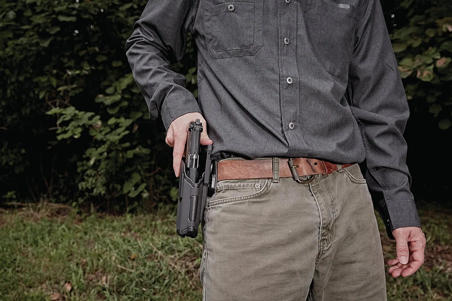 BLACKHAWK Omnivore Multi-Fit Non-Light Bearing Holster