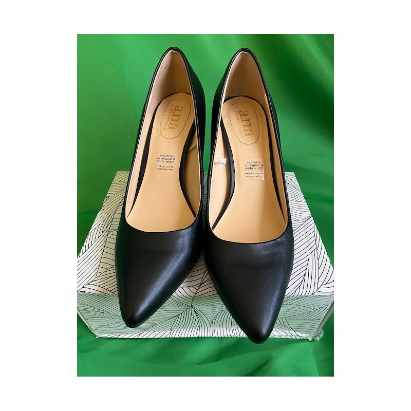 Black Ana Pump
