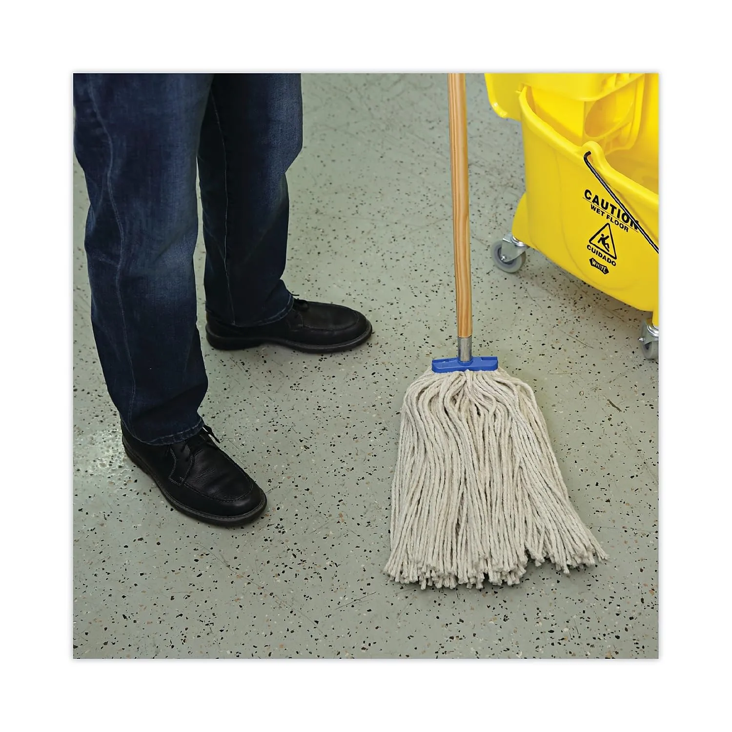 Boardwalk BWK724CCT 24 oz. Cut-End Lie-Flat Cotton Wet Mop Head - White (12/Carton)