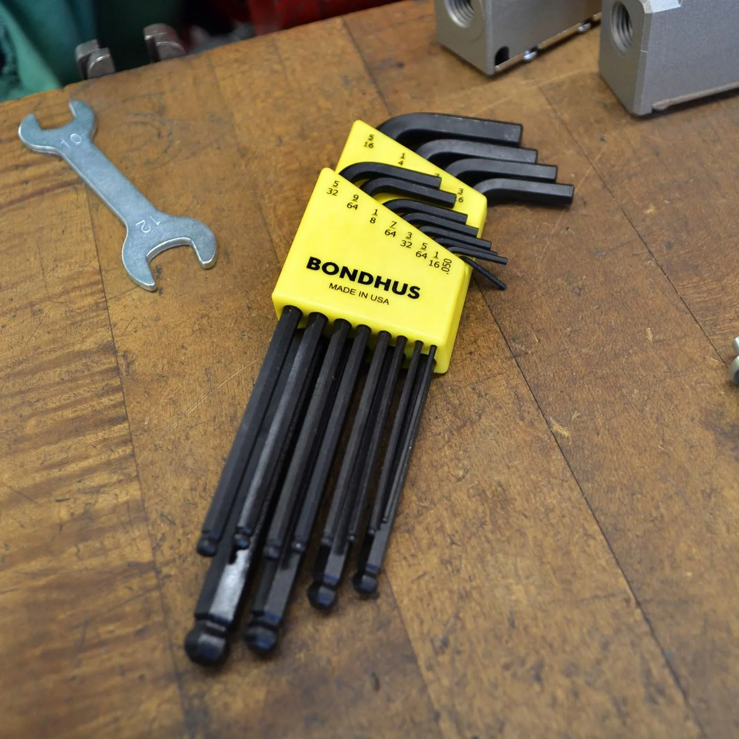 Bondhus 10936 set of 12 Balldriver L-wrenches, ProGuard Finish, sizes .050-5/16-Inch