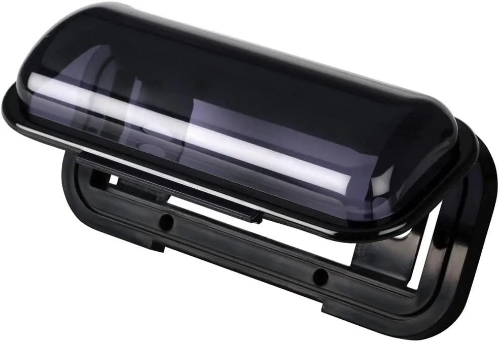 BOSS Audio Systems Universal Marine Waterproof Radio Cover