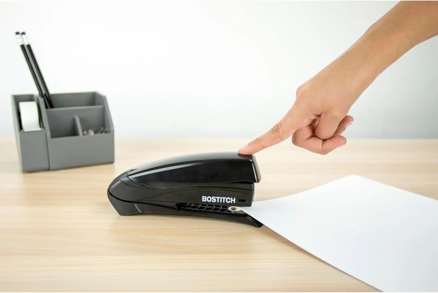 Bostitch Inspire Spring-Powered Desktop Stapler, 20-Sheet Capacity, Black