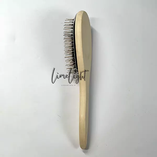 Detangling brush