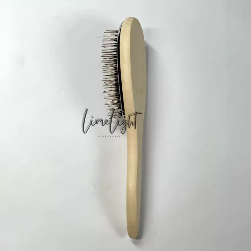 Detangling brush