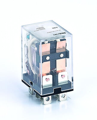 23909DEK Промеж.реле 2 конт. 10A 220V