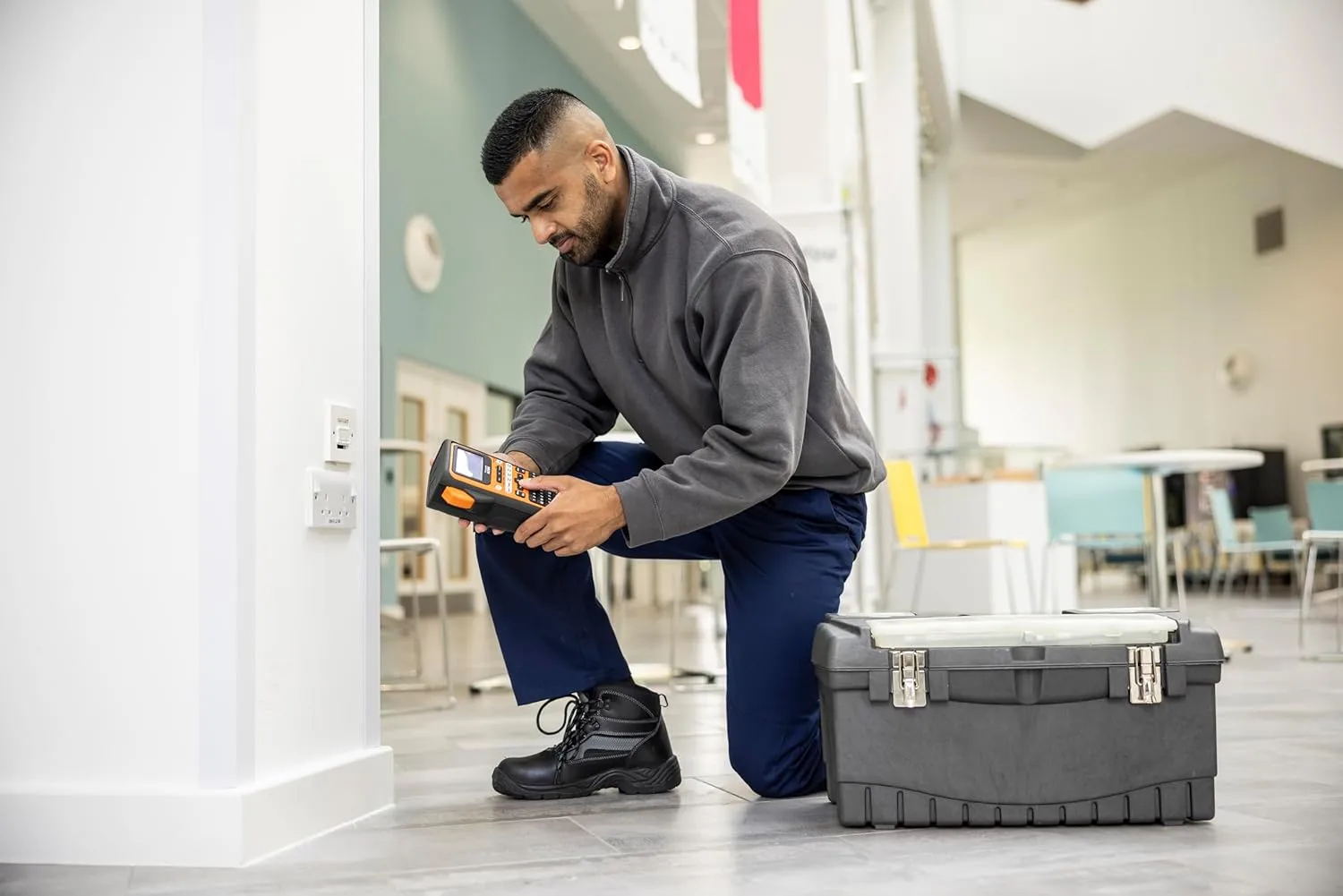 Brother P-touch EDGE Handheld Industrial Label Printer