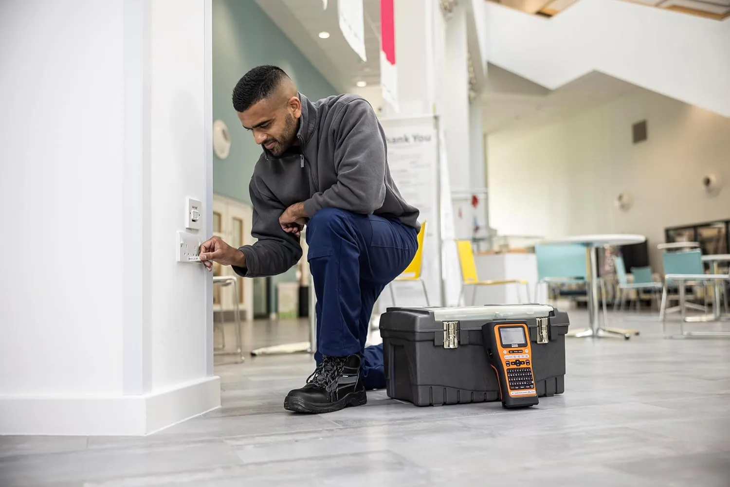 Brother P-touch EDGE Handheld Industrial Label Printer