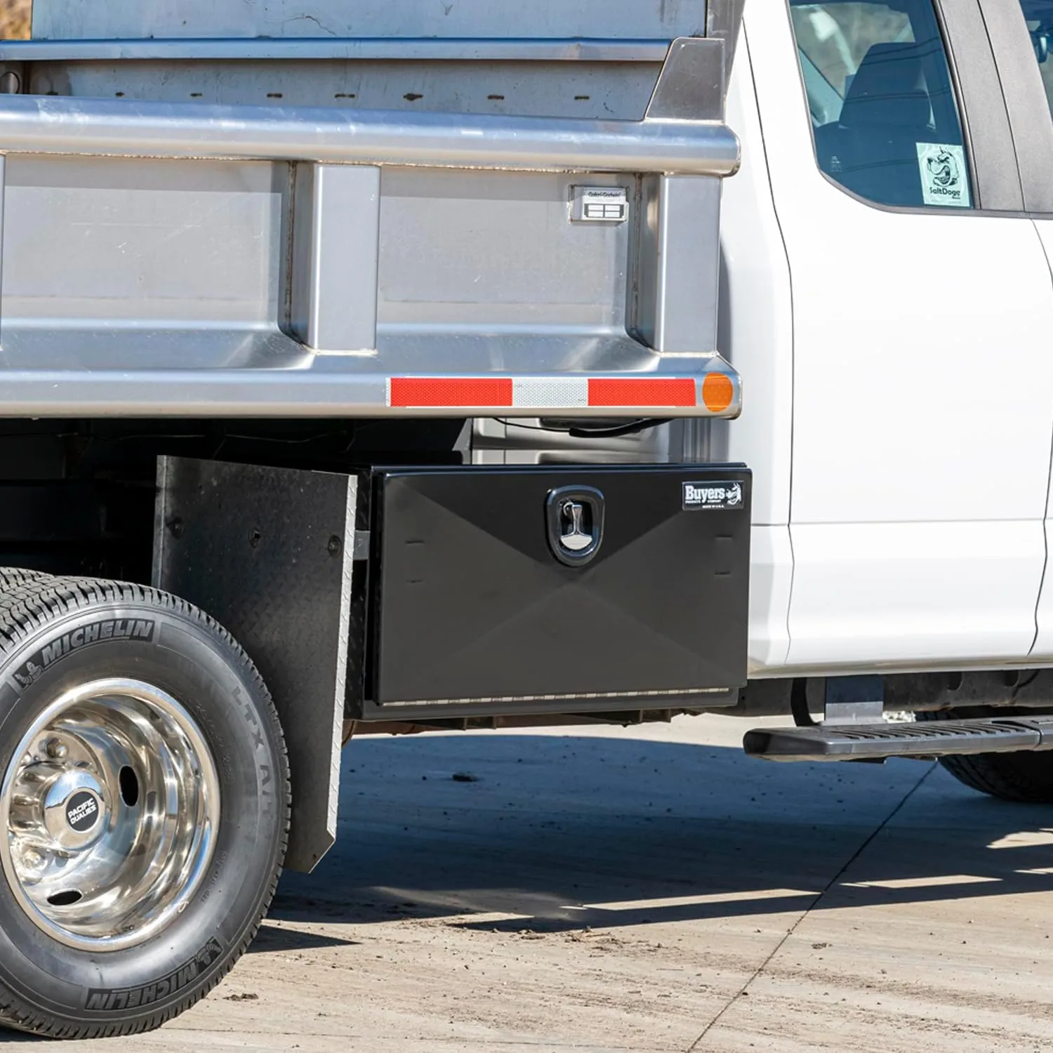 Buyers Products 1752800 Black Pro Series Steel Underbody Truck Box, 18x18x24 Inch, Durable Vehicle Tool Box For Storage and Organization 18 X 18 X 24 Single Latch