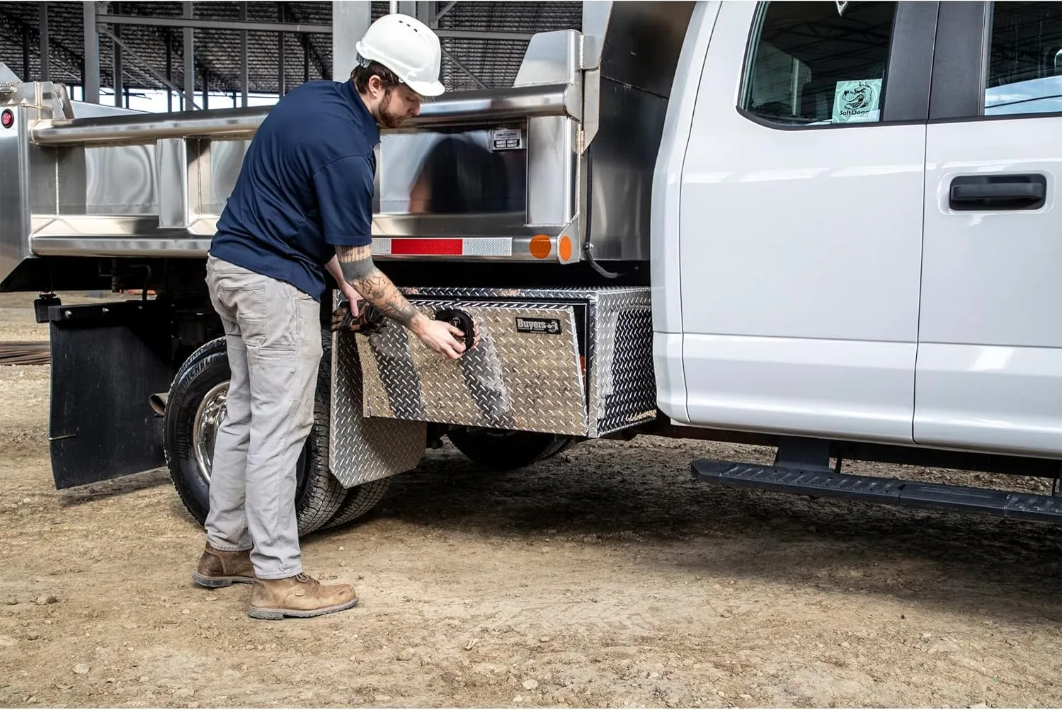 Buyers Products 1705105 Silver Diamond Tread Aluminum Underbody Truck Box with T-Handle Latch, 18 x 18 x 36 Inch