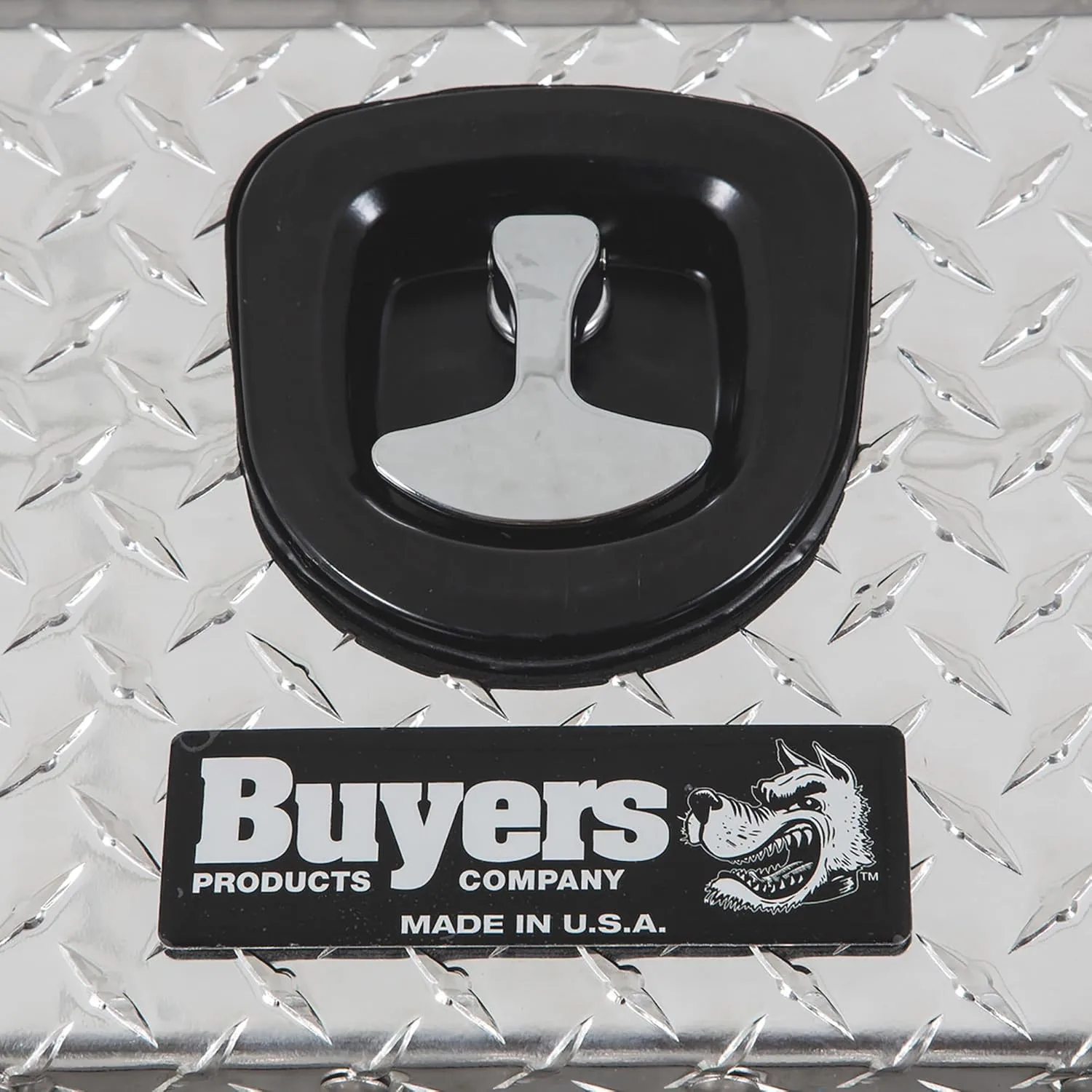 Buyers Products Heavy Duty Diamond Tread Aluminum Saddle Step Box