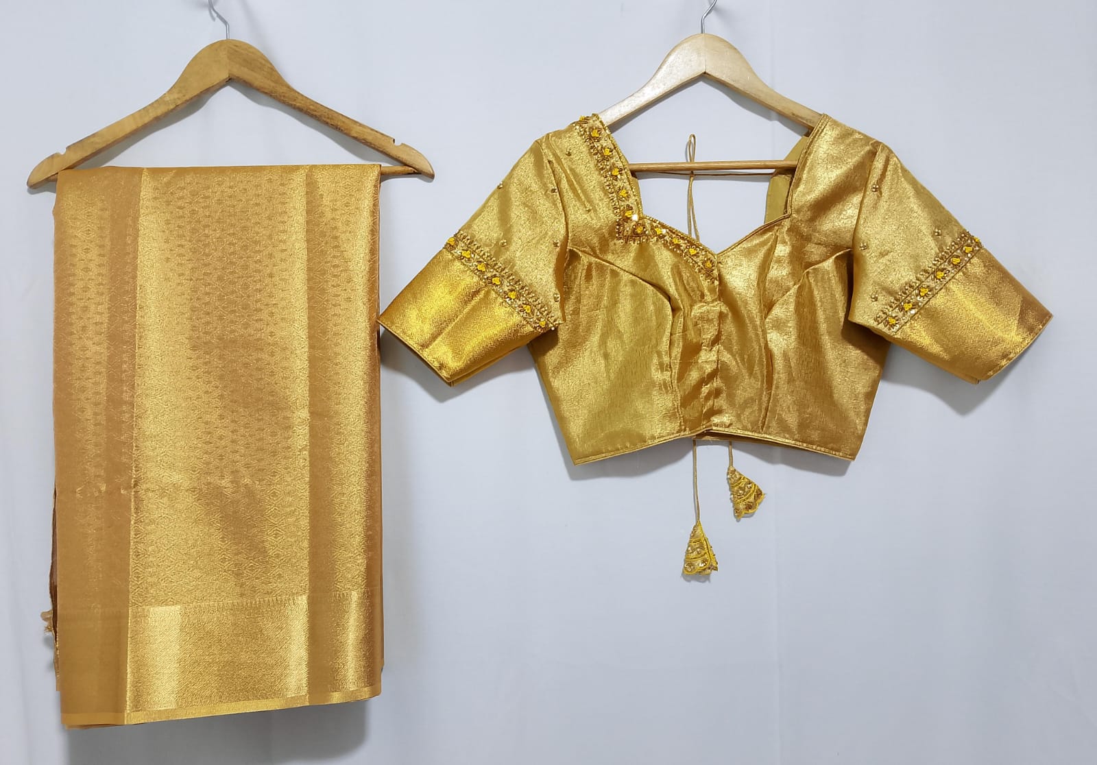 N365: Ready To Ship Beautiful Semi Kanchipattu Saree With Stitched Maggam Work Blouse