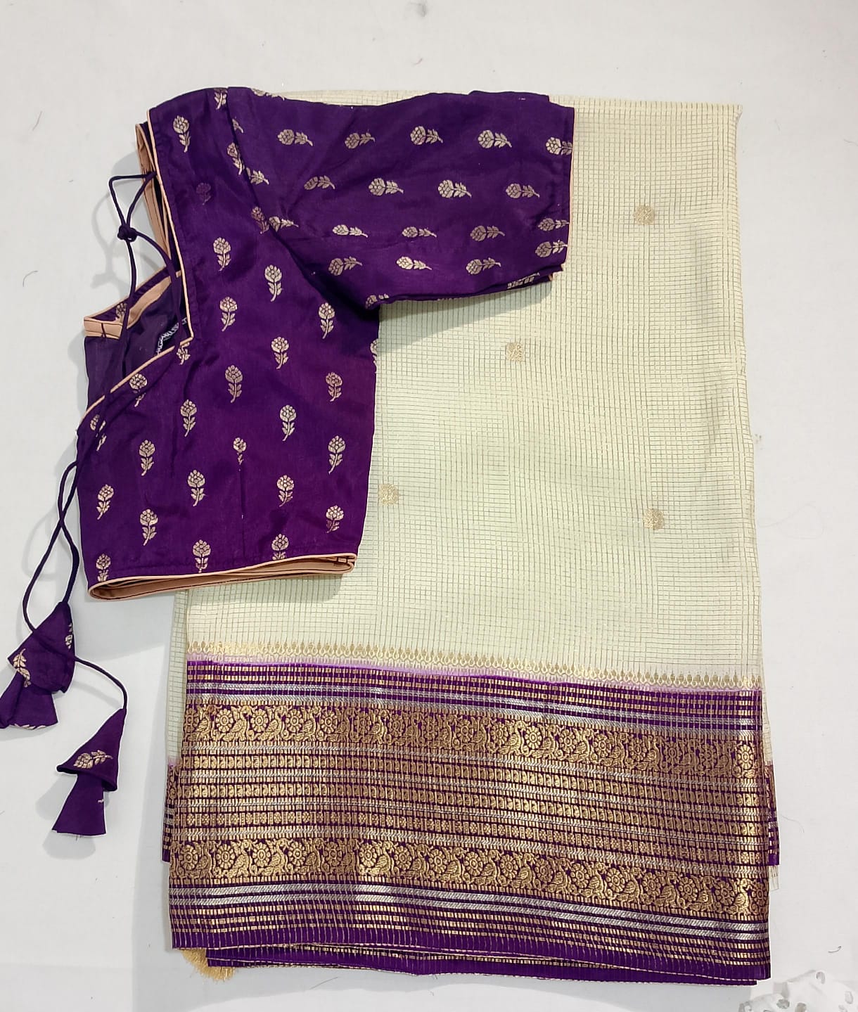 N184: Ready To Ship Beautiful Soft Silk Saree With Stitched Blouse N184: Ready To Ship Beautiful Soft Silk Saree With Stitched Blouse