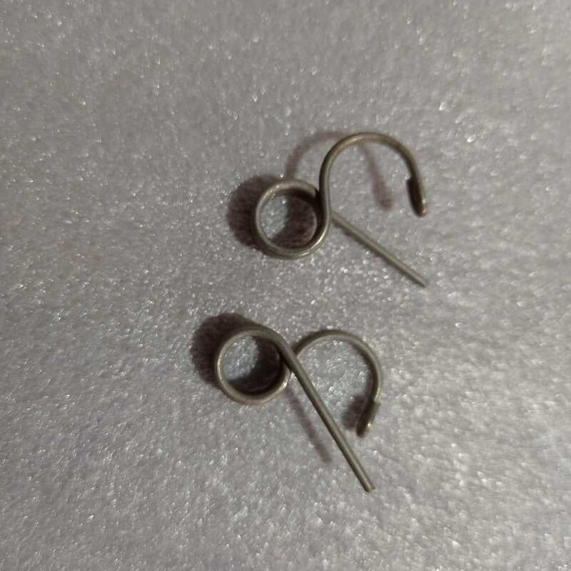 STUDDS SPARE PARTS CHINGUARD BACK PLATE SPRING FOR NINJA 3G/3G DOUBLE VISOR