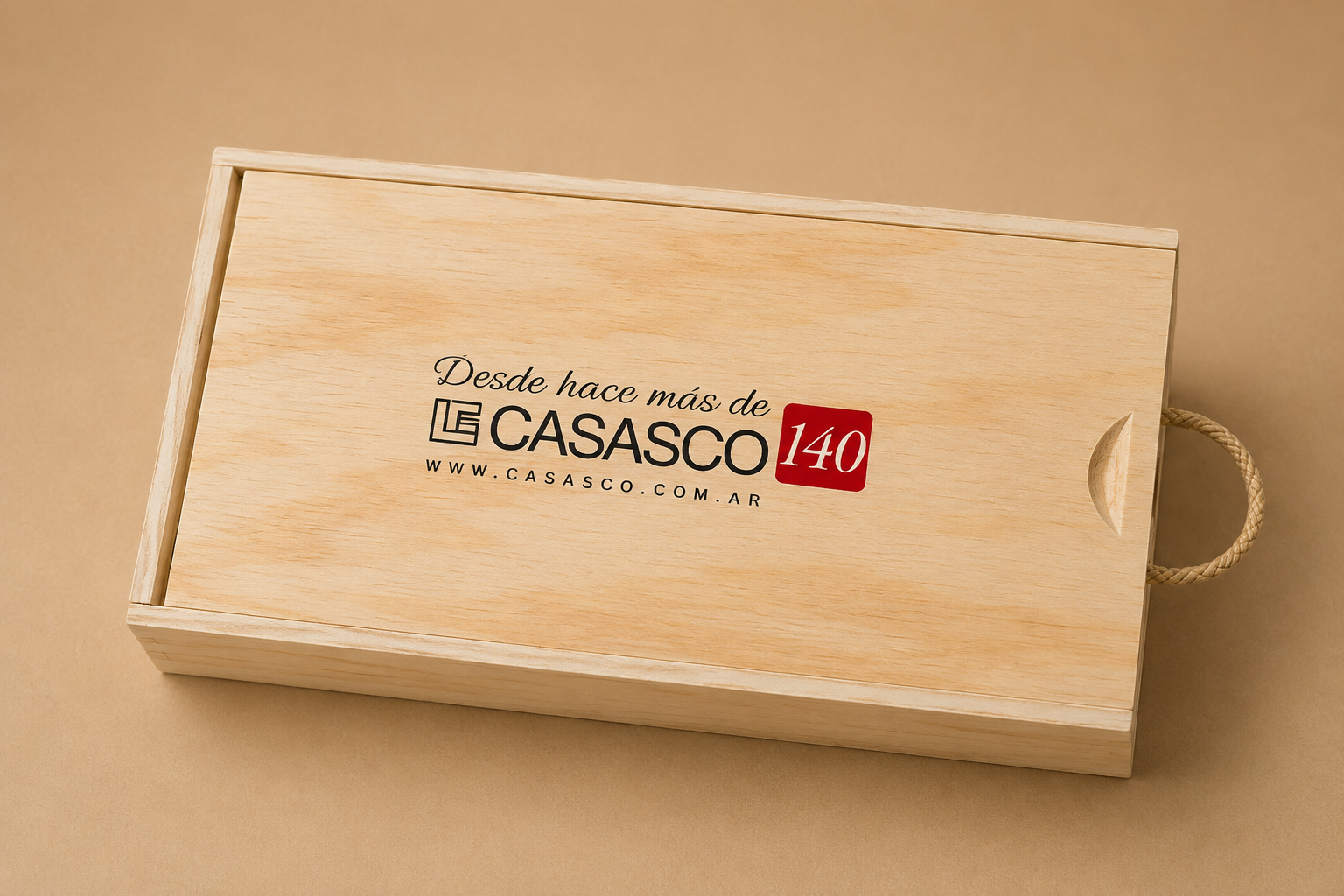 Box Gourmet con cuchillo jamonero y pata de jamón crudo para Casasco