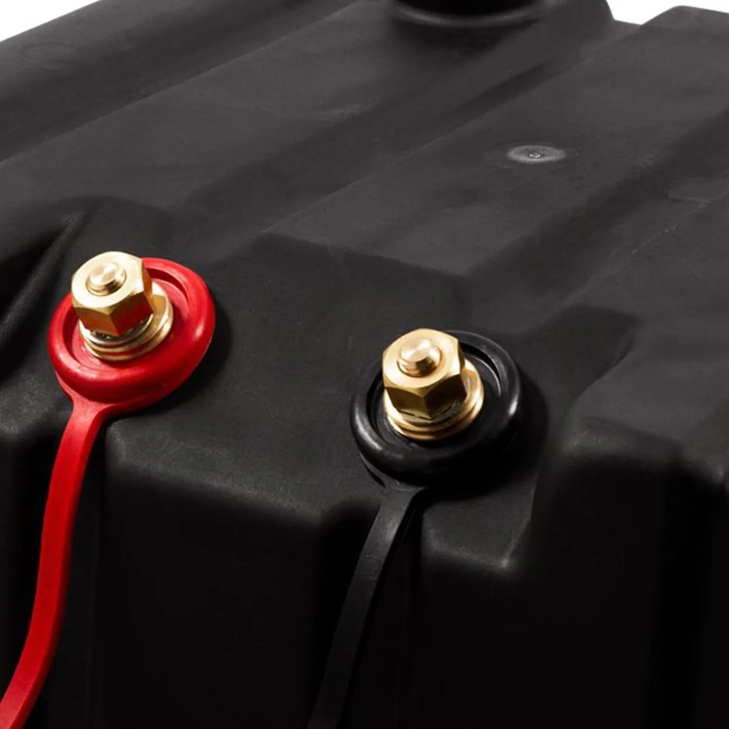 Camco 55370 Vented RV/Marine Battery Box, Double Side-by-Side - Protects Your RV or Marine Battery from Collisions and Contaminants - Holds (2) Group 24 Batteries, Black