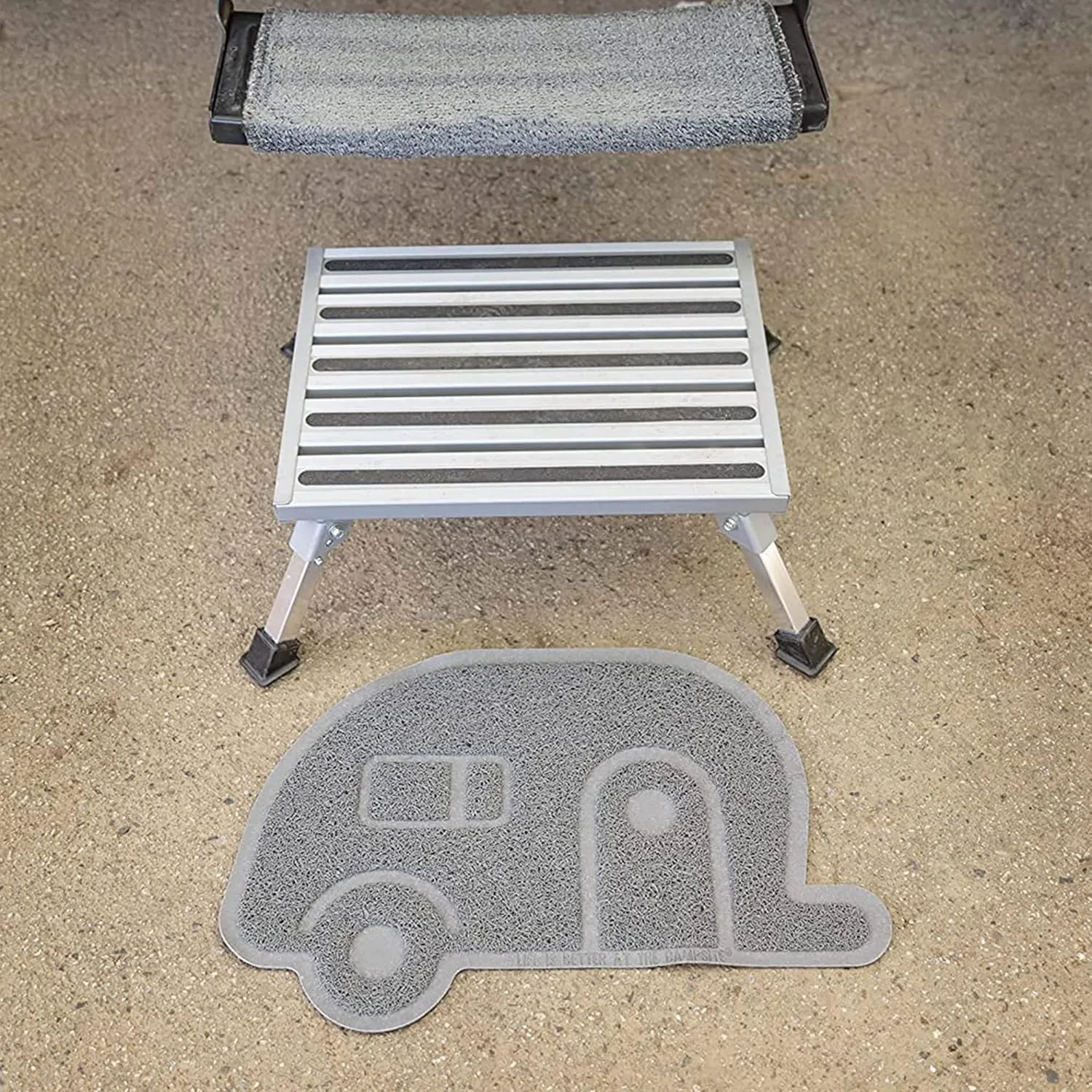 CAMCO Aluminum Platform RV Step Stool (19 x 14.5 in)