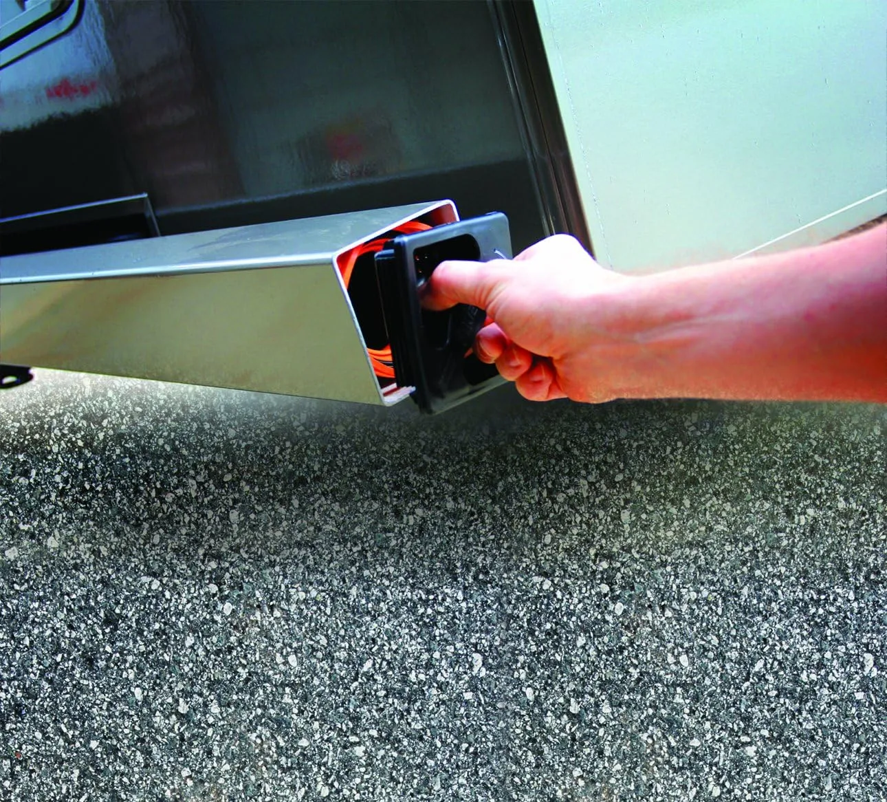 Camco RV Bumper Caps for 4-Inch Square Bumpers