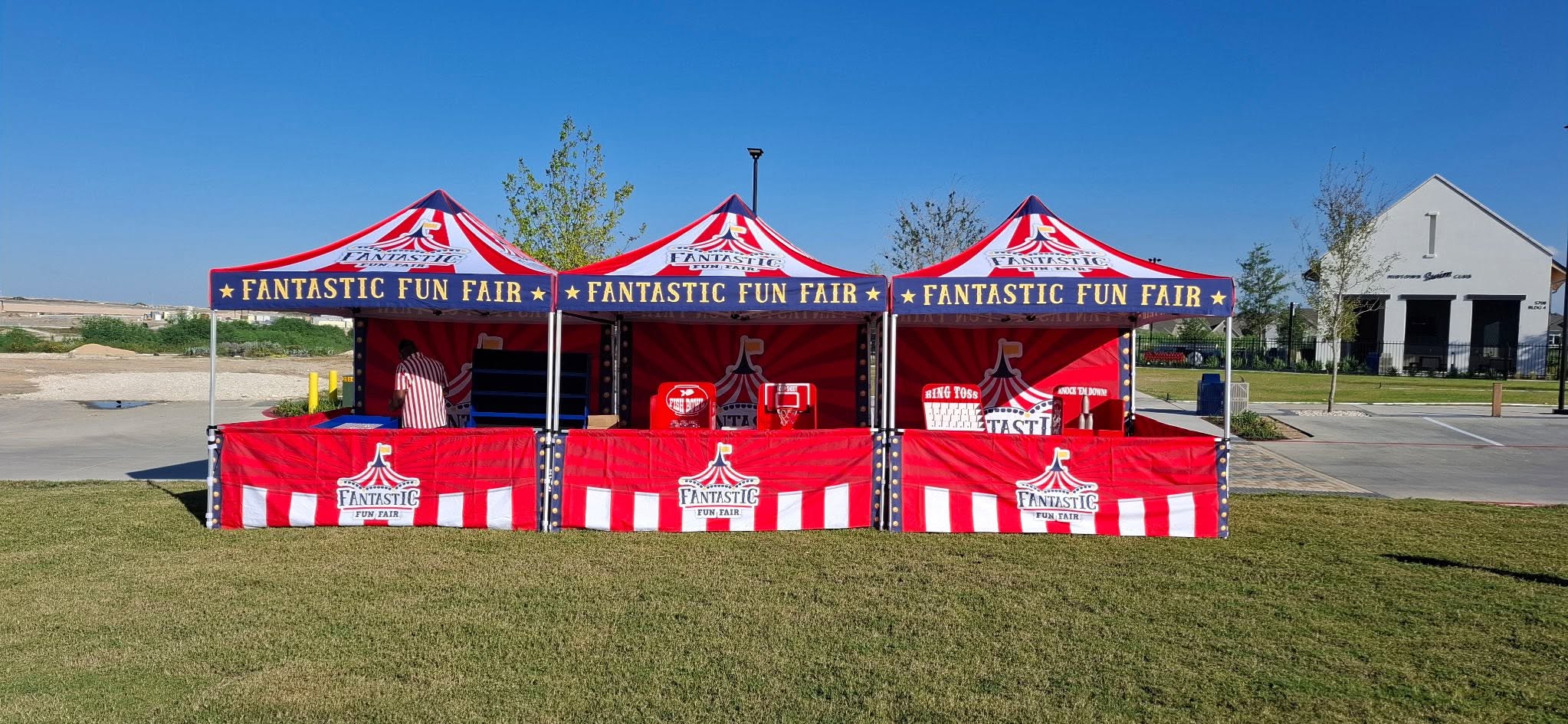 Deluxe Carnival Tent Set Up