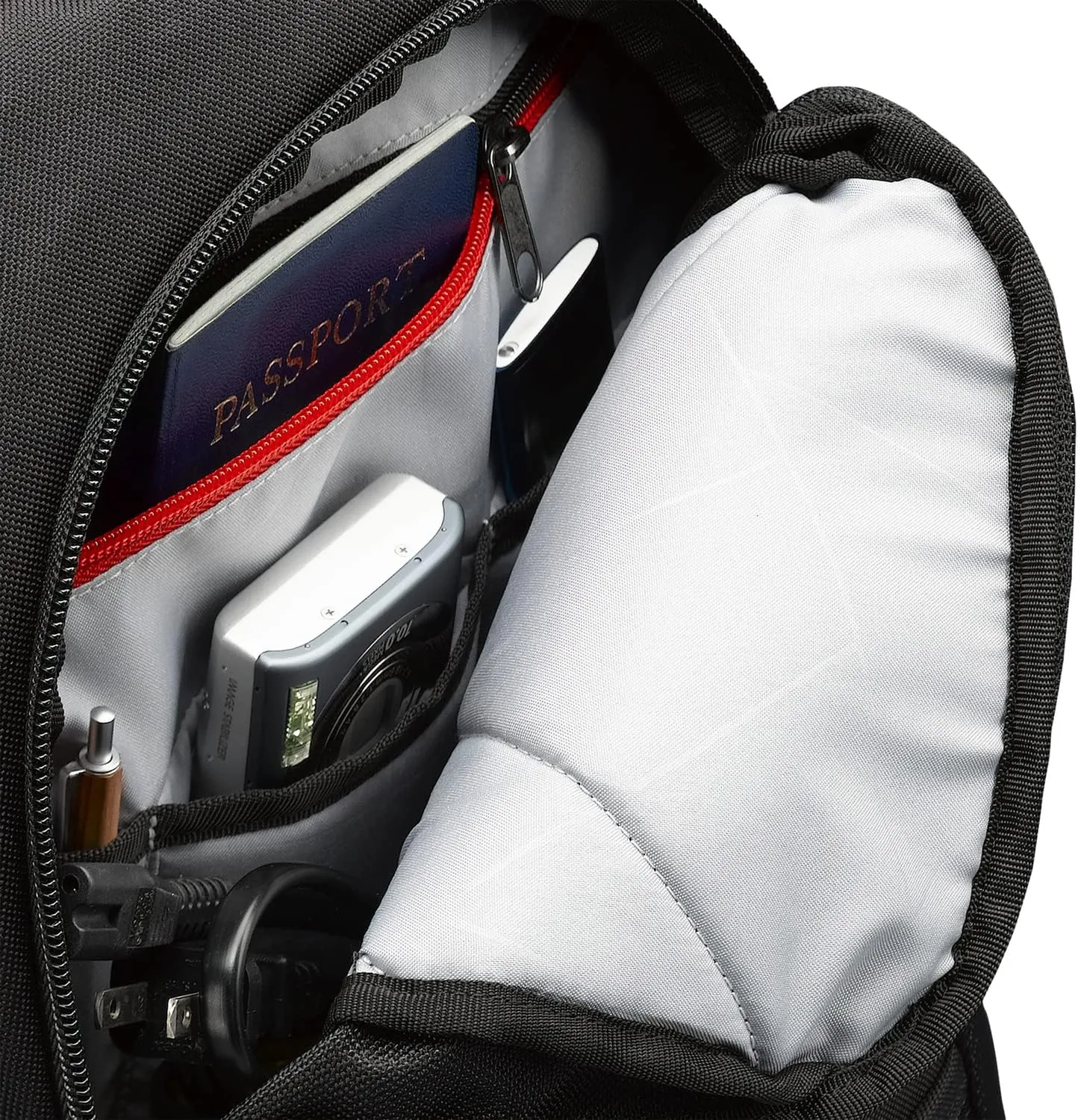 Case Logic 16" Diamond Laptop Backpack - Black