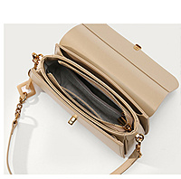 GENUINE LEATHE SMALL SQUARE BAG