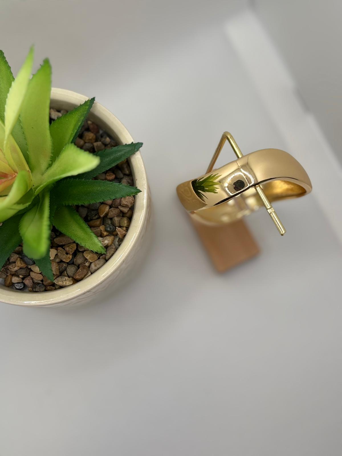 Classic Domed Polished Gold Bangle